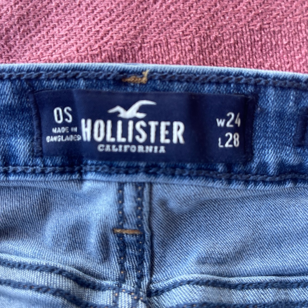 Hollister jeans W24L28
